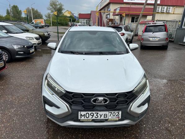Lada (ВАЗ) Vesta I Рестайлинг (NG) с пробегом 2023 года, цена 1 370 000 рублей, 33469 км, седан, Автокод Объявления