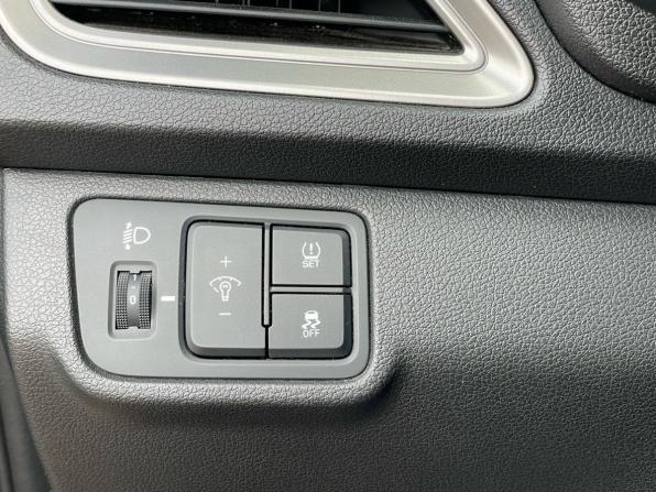 Hyundai Solaris II Рестайлинг с пробегом 2021 года, цена 1 393 000 рублей, 144146 км, седан, Автокод Объявления
