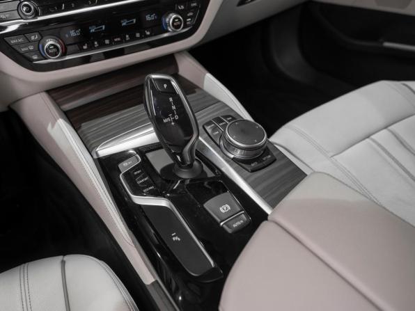BMW 5 серии VII (G30/G31/G38) с пробегом 2017 года, цена 2 570 000 рублей, 145948 км, седан, Автокод Объявления