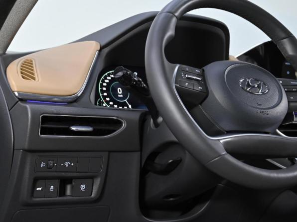 Hyundai Sonata VIII (DN8) с пробегом 2022 года, цена 2 099 000 рублей, 74500 км, седан, Автокод Объявления