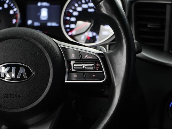 Kia Ceed III с пробегом 2021 года, цена 2 099 055 рублей, 66166 км, универсал, Автокод Объявления