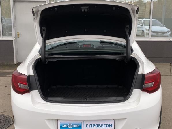 Opel Astra J Рестайлинг с пробегом 2013 года, цена 899 000 рублей, 144330 км, седан, Автокод Объявления