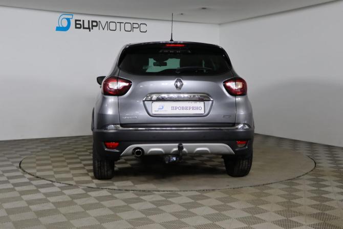 Renault Kaptur I с пробегом 2018 года, цена 1 629 990 рублей, 115413 км, внедорожник, Автокод Объявления