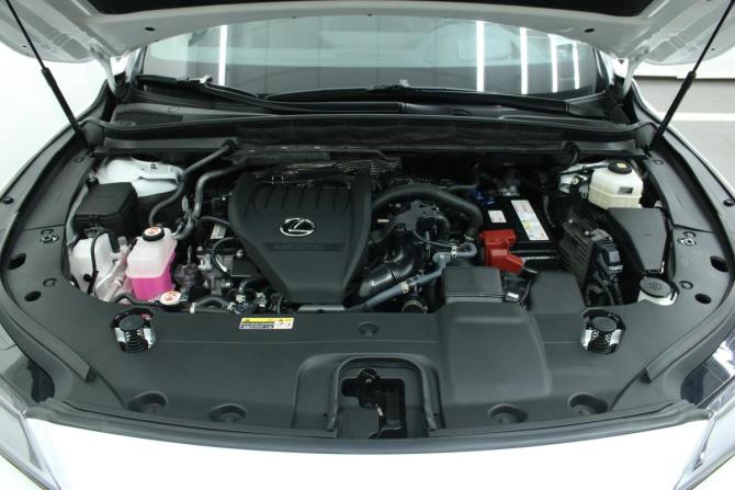 Lexus RX V с пробегом 2022 года, цена 8 350 000 рублей, 31631 км, внедорожник, Автокод Объявления