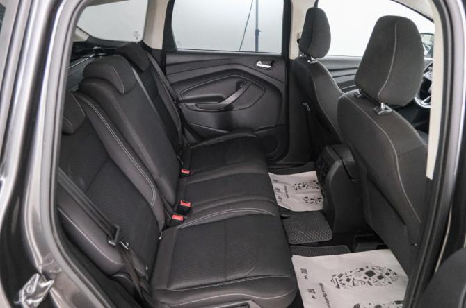 Ford Kuga II Рестайлинг с пробегом 2017 года, цена 1 649 000 рублей, 304694 км, внедорожник, Автокод Объявления