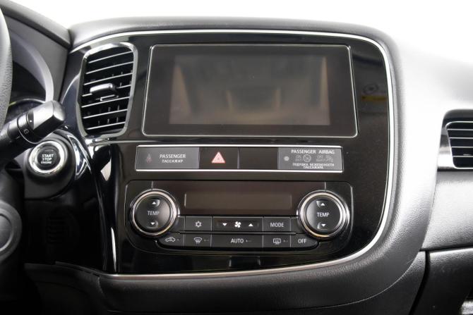 Mitsubishi Outlander III Рестайлинг 3 с пробегом 2019 года, цена 1 999 000 рублей, 161477 км, внедорожник, Автокод Объявления
