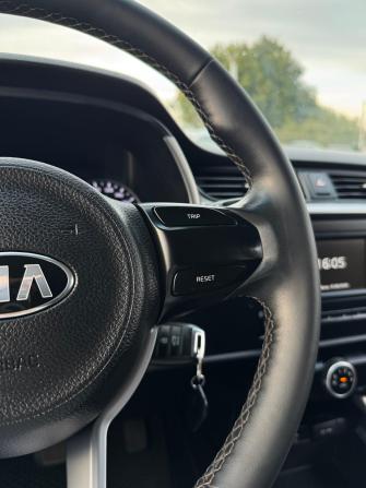 Kia Rio IV Рестайлинг с пробегом 2020 года, цена 1 373 000 рублей, 172137 км, седан, Автокод Объявления