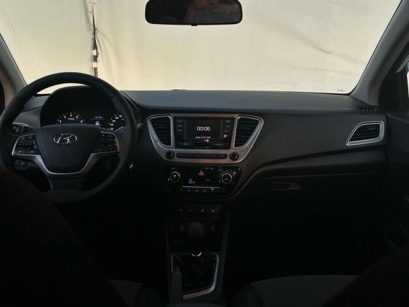 Hyundai Solaris II с пробегом 2019 года, цена 1 280 000 рублей, 137836 км, седан, Автокод Объявления
