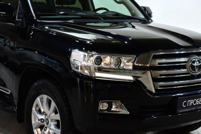 Toyota Land Cruiser 200 Series Рестайлинг 2 с пробегом 2019 года, цена 7 868 000 рублей, 95837 км, внедорожник, Автокод Объявления