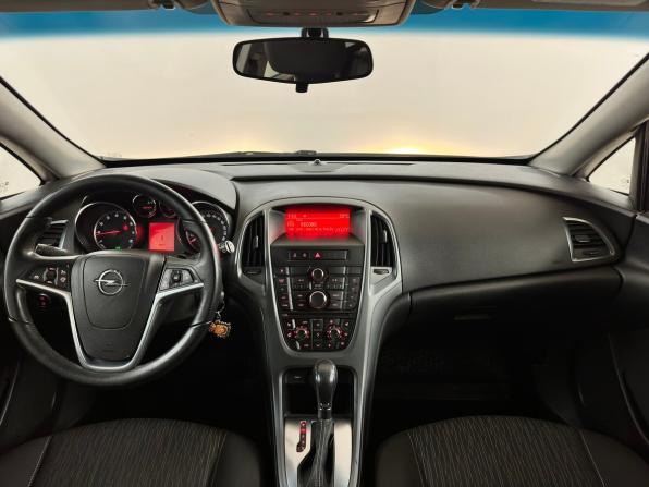 Opel Astra J Рестайлинг с пробегом 2013 года, цена 715 000 рублей, 221662 км, универсал, Автокод Объявления