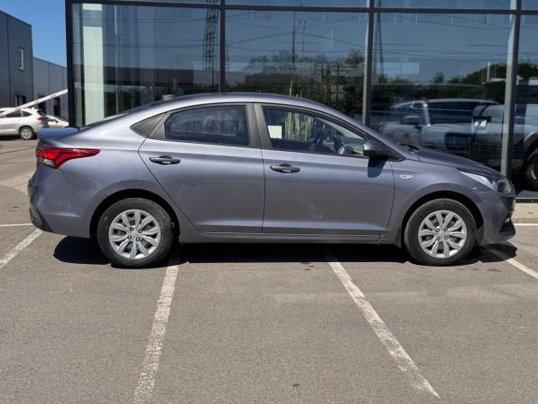 Hyundai Solaris II с пробегом 2020 года, цена 1 335 000 рублей, 131855 км, седан, Автокод Объявления