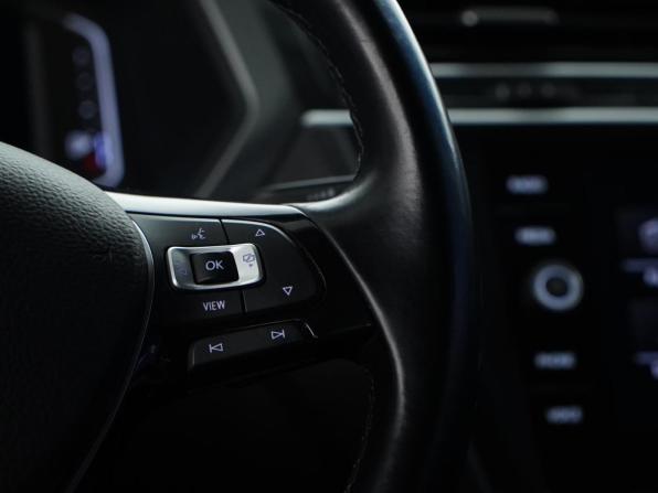 Volkswagen Tiguan II с пробегом 2019 года, цена 2 157 055 рублей, 144035 км, внедорожник, Автокод Объявления