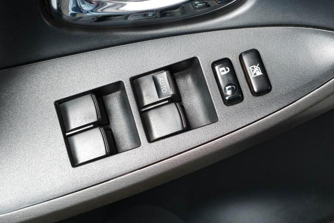 Toyota RAV4 III (XA30) с пробегом 2009 года, цена 1 209 000 рублей, 242000 км, внедорожник, Автокод Объявления