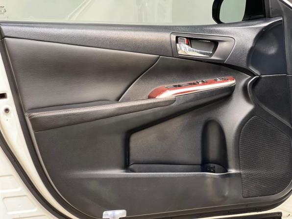 Toyota Camry VII (XV50) с пробегом 2012 года, цена 1 550 000 рублей, 207000 км, седан, Автокод Объявления