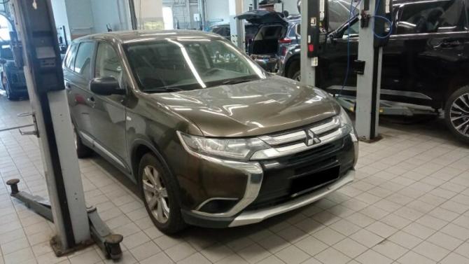 Mitsubishi Outlander III Рестайлинг 2 с пробегом 2015 года, цена 1 380 000 рублей, 175976 км, внедорожник, Автокод Объявления