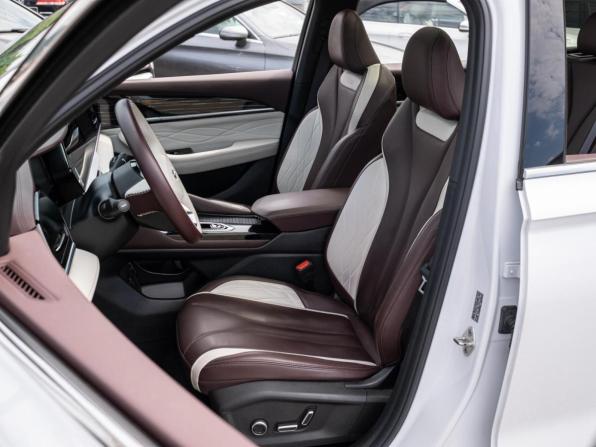 Geely Monjaro I с пробегом 2024 года, цена 3 499 000 рублей, 67754 км, внедорожник, Автокод Объявления