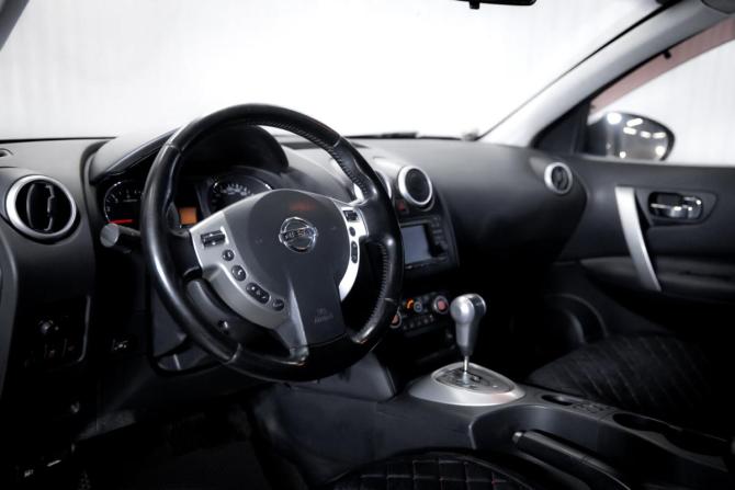 Nissan Qashqai I Рестайлинг с пробегом 2010 года, цена 799 900 рублей, 214149 км, внедорожник, Автокод Объявления