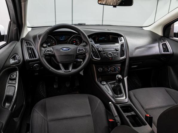 Ford Focus III Рестайлинг с пробегом 2018 года, цена 1 095 000 рублей, 117097 км, универсал, Автокод Объявления