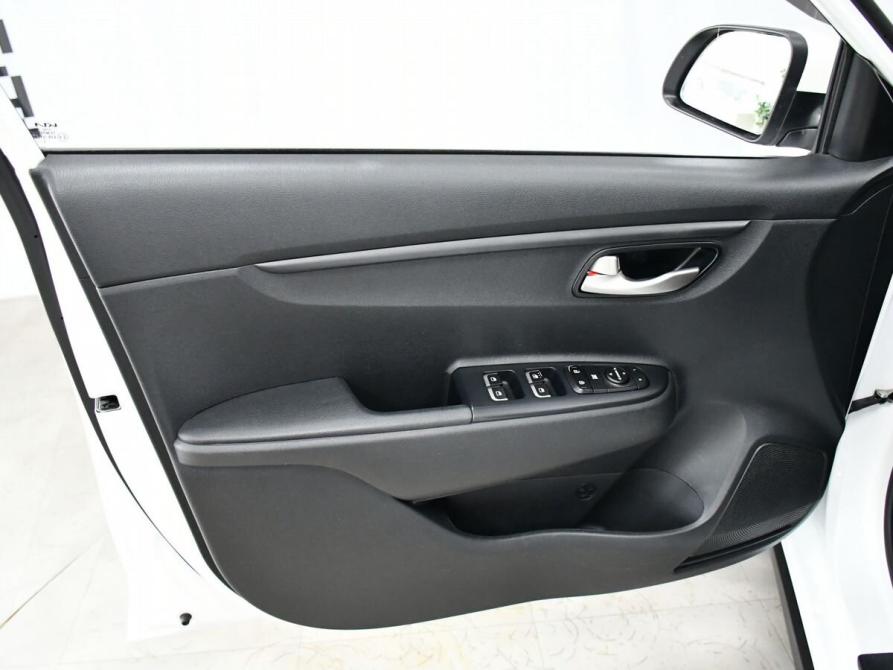 Kia Rio IV Рестайлинг Новосибирск  - изображение 17