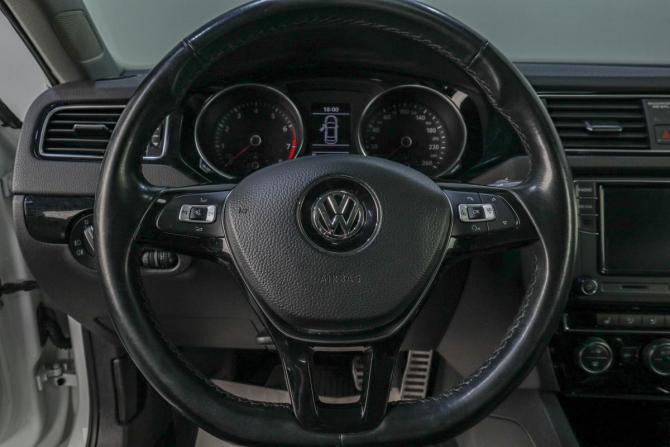 Volkswagen Jetta VI Рестайлинг с пробегом 2018 года, цена 1 559 000 рублей, 96290 км, седан, Автокод Объявления