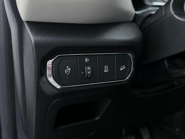 Haval Jolion I Рестайлинг с пробегом 2024 года, цена 2 230 000 рублей, 23509 км, внедорожник, Автокод Объявления