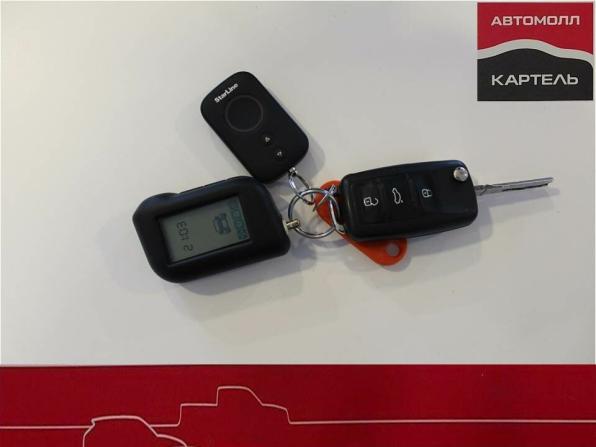 Volkswagen Polo V Рестайлинг с пробегом 2019 года, цена 1 229 000 рублей, 177000 км, седан, Автокод Объявления