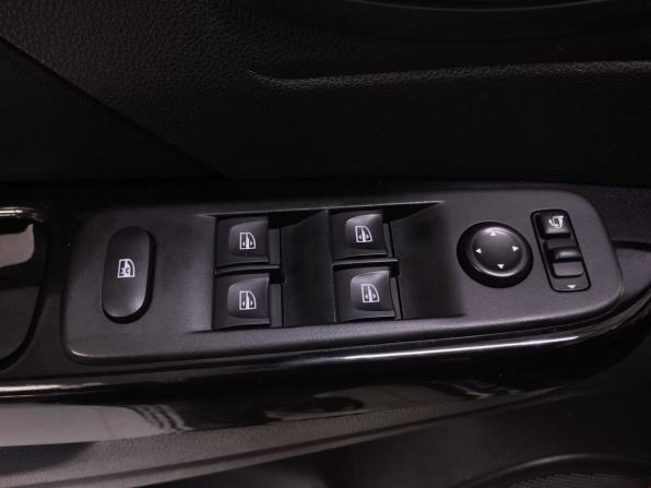 Renault Kaptur I Рестайлинг с пробегом 2021 года, цена 1 450 000 рублей, 118100 км, внедорожник, Автокод Объявления