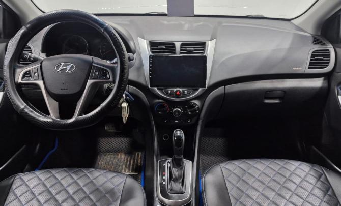 Hyundai Solaris I Рестайлинг с пробегом 2015 года, цена 846 000 рублей, 249047 км, хэтчбек, Автокод Объявления