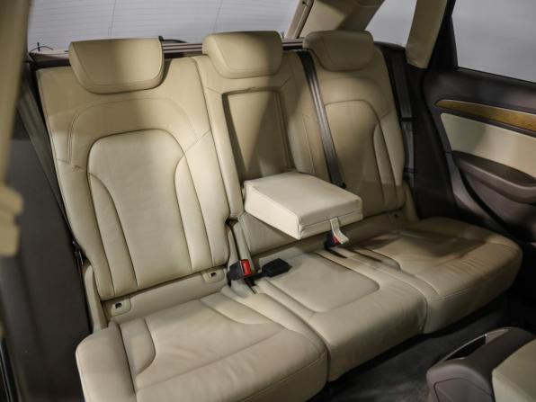 Audi Q5 I (8R) Рестайлинг с пробегом 2014 года, цена 2 099 000 рублей, 104950 км, внедорожник, Автокод Объявления