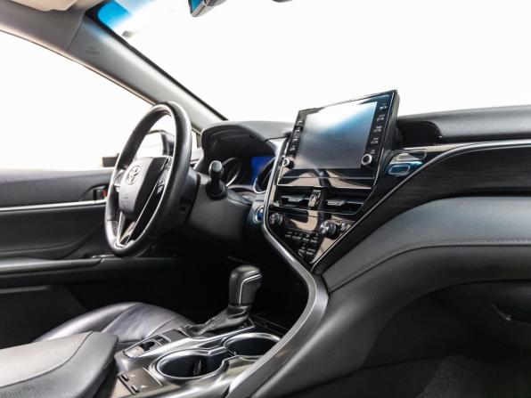 Toyota Camry VIII (XV70) Рестайлинг с пробегом 2021 года, цена 3 218 000 рублей, 117376 км, седан, Автокод Объявления