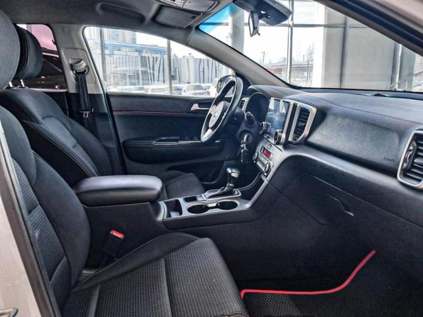 Kia Sportage IV Рестайлинг с пробегом 2019 года, цена 1 990 000 рублей, 128608 км, внедорожник, Автокод Объявления
