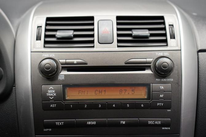Toyota Corolla X (E140 E150) Рестайлинг с пробегом 2012 года, цена 1 097 000 рублей, 262000 км, седан, Автокод Объявления