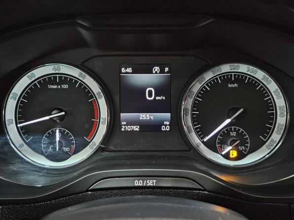 Skoda Karoq I с пробегом 2021 года, цена 1 845 000 рублей, 210369 км, внедорожник, Автокод Объявления