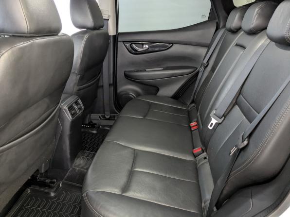 Nissan Qashqai II с пробегом 2017 года, цена 1 850 000 рублей, 102181 км, внедорожник, Автокод Объявления