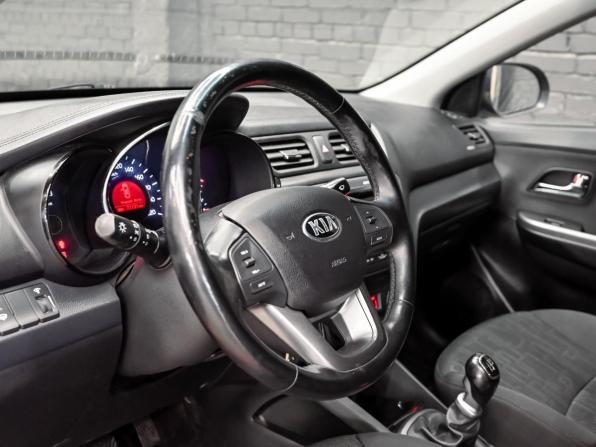 Kia Rio III с пробегом 2013 года, цена 1 050 000 рублей, 71129 км, седан, Автокод Объявления