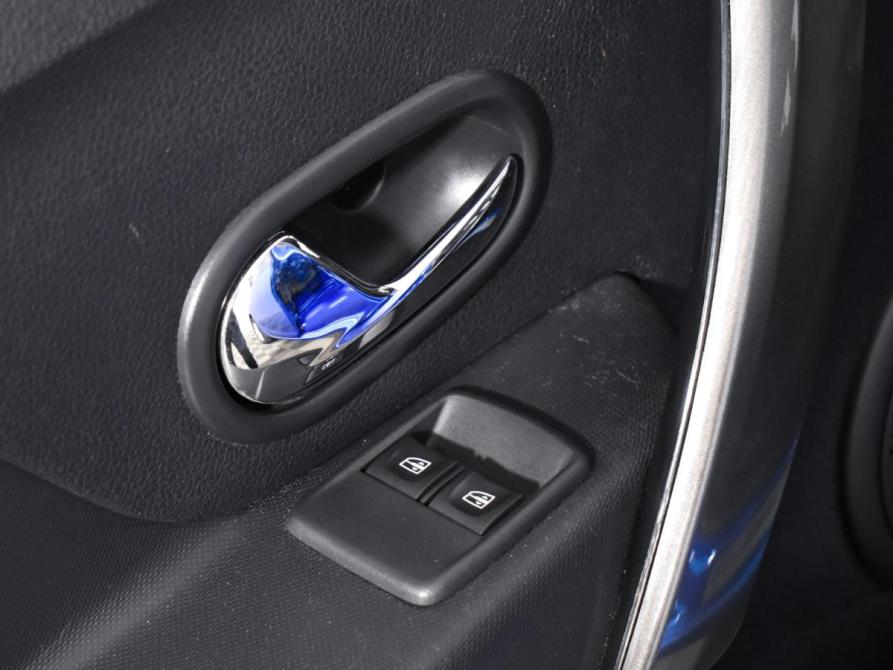 Renault Sandero II Рестайлинг Санкт-Петербург  - изображение 11