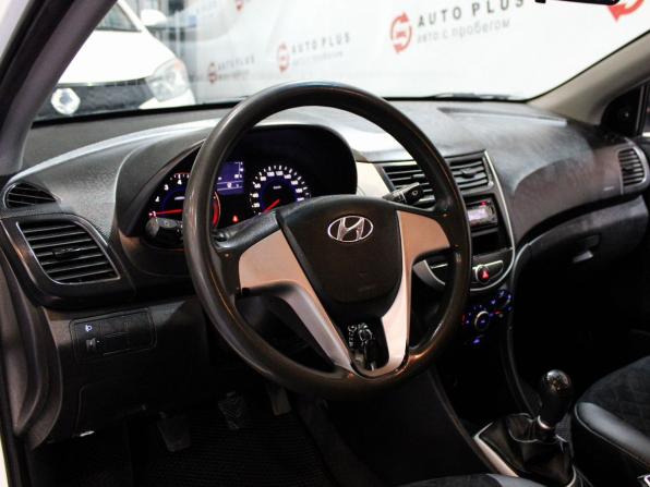 Hyundai Solaris I с пробегом 2014 года, цена 709 000 рублей, 147789 км, седан, Автокод Объявления