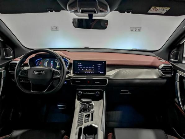 Geely Coolray I с пробегом 2023 года, цена 1 715 000 рублей, 91106 км, внедорожник, Автокод Объявления
