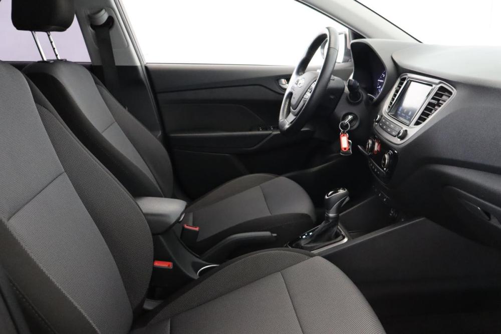 Hyundai Solaris II Санкт-Петербург  - изображение 9