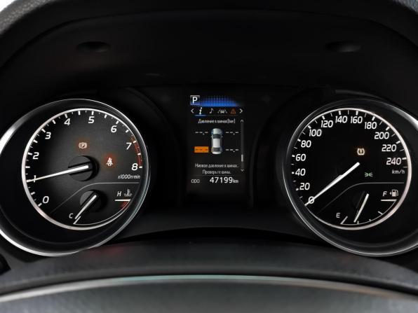Toyota Camry VIII (XV70) Рестайлинг с пробегом 2021 года, цена 3 195 000 рублей, 47174 км, седан, Автокод Объявления