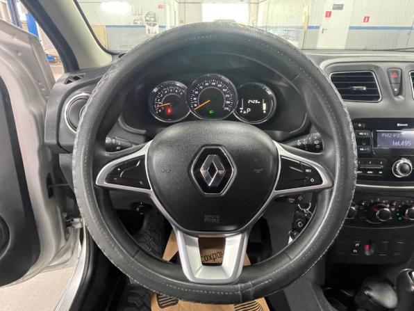 Renault Sandero II Рестайлинг с пробегом 2019 года, цена 989 000 рублей, 132483 км, хэтчбек, Автокод Объявления