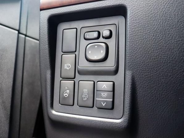 Toyota Land Cruiser Prado 150 Series Рестайлинг 1 с пробегом 2017 года, цена 4 250 000 рублей, 188478 км, внедорожник, Автокод Объявления