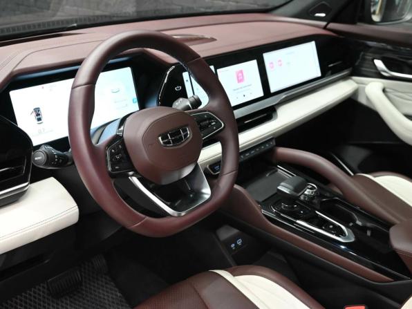 Geely Monjaro I с пробегом 2023 года, цена 3 790 000 рублей, 17651 км, внедорожник, Автокод Объявления