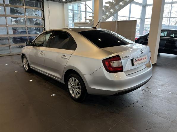 Skoda Rapid I Рестайлинг с пробегом 2019 года, цена 1 035 000 рублей, 223072 км, лифтбек, Автокод Объявления