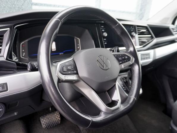 Volkswagen Multivan T6 Рестайлинг с пробегом 2021 года, цена 6 580 000 рублей, 140000 км, минивэн, Автокод Объявления