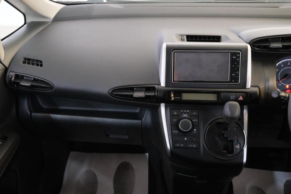 Toyota Wish II Омск  - изображение 15