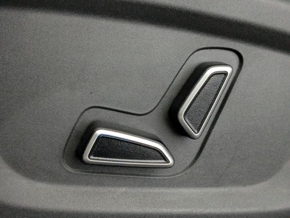 Changan UNI-V I с пробегом 2023 года, цена 2 020 000 рублей, 86774 км, лифтбек, Автокод Объявления