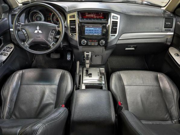 Mitsubishi Pajero IV Рестайлинг 2 с пробегом 2014 года, цена 2 299 500 рублей, 241000 км, внедорожник, Автокод Объявления