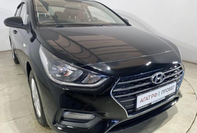 Hyundai Solaris II с пробегом 2017 года, цена 1 000 000 рублей, 89843 км, седан, Автокод Объявления