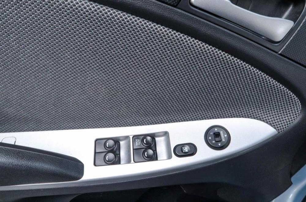 Hyundai Solaris I Рестайлинг Челябинск  - изображение 9